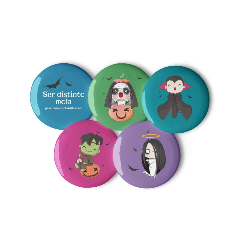 Set de chapas infantiles con personajes de Halloween de Pasatiempos Infantiles sobre fondo de colores