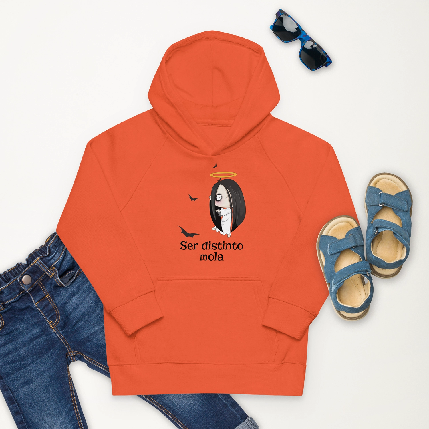 Sudadera con frase motivadora Ser distinto mola para niños
